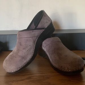 Sanita clogs